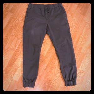 Men’s Bullhead joggers, Size M